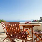 House Sea Front * トロギール