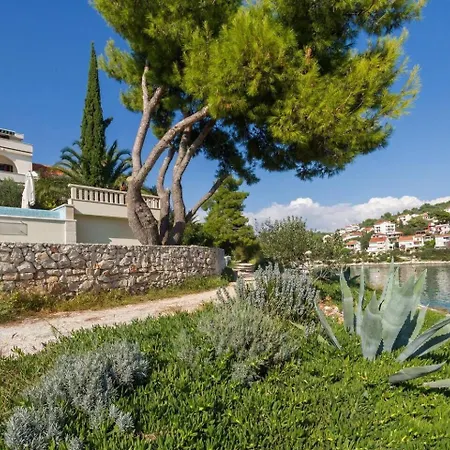 Dom wakacyjny House Sea Front Trogir